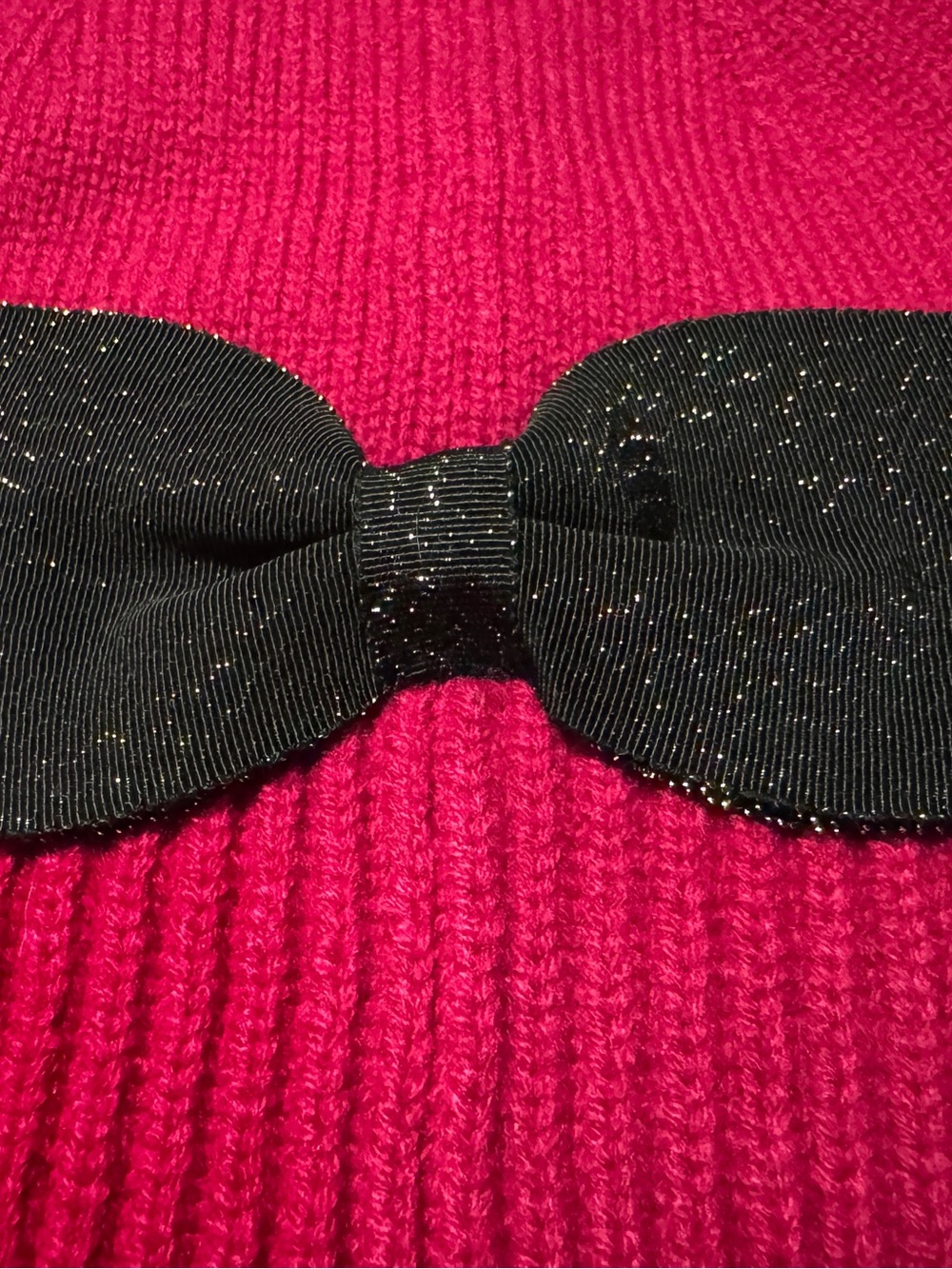 Kate Spade Knit Beanie Hat Bow Accent Pomegranate & Black, One Size - Picture 2 of 6